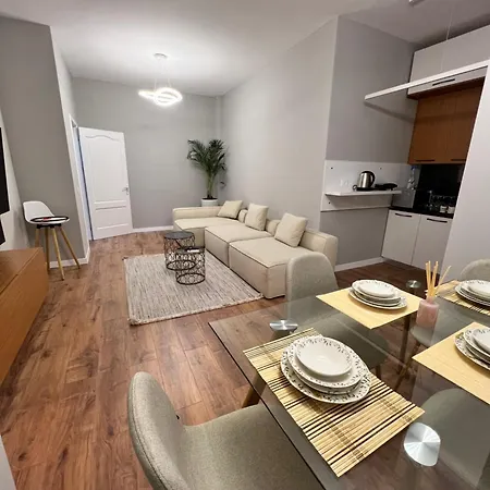 Lovely Apartment *